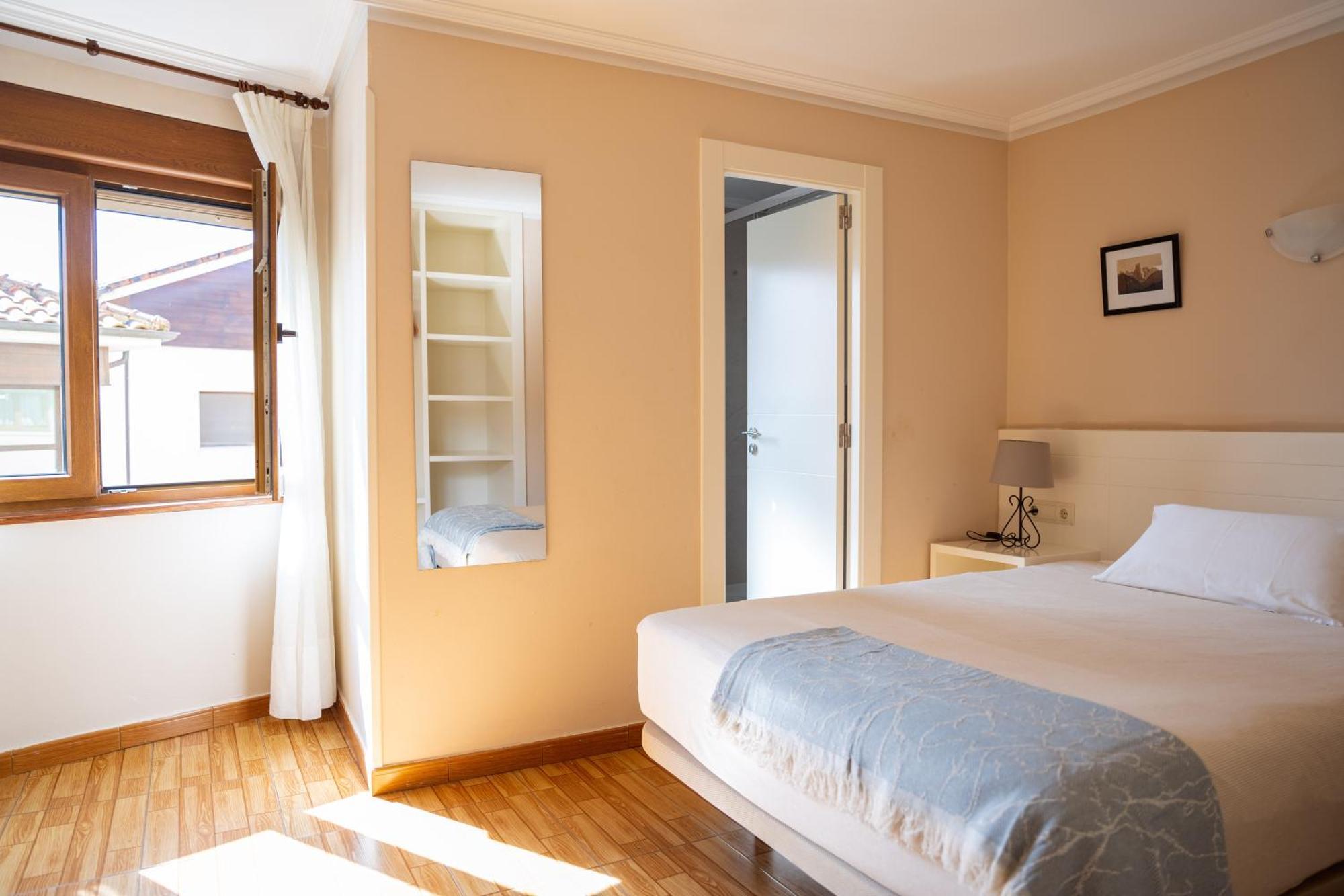 Pension San Jorge Nueva De Llanes Extérieur photo